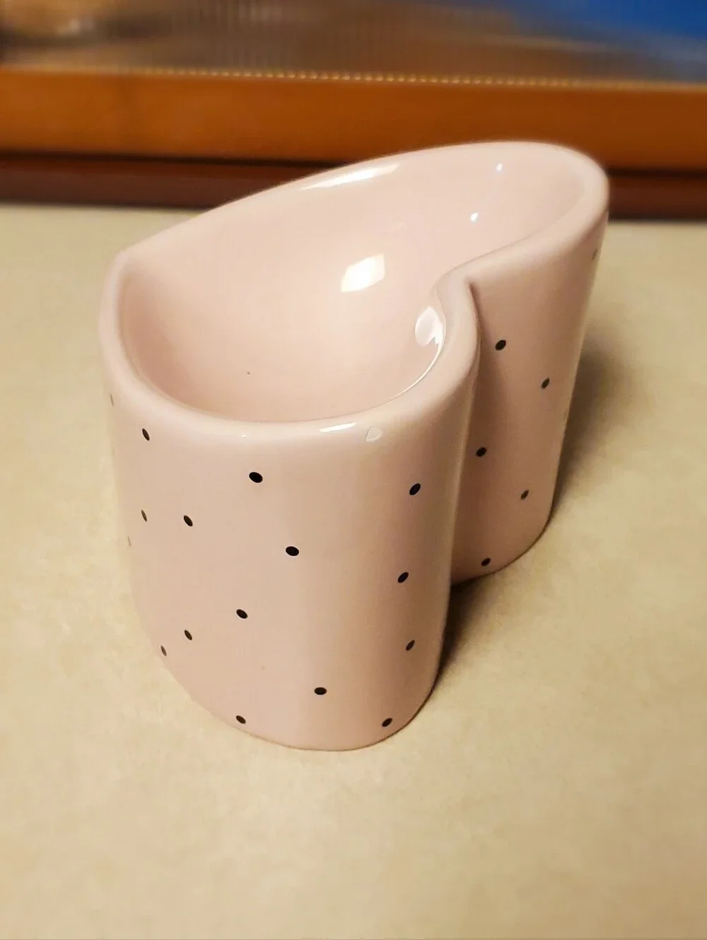 Raised Heart Food Bowl